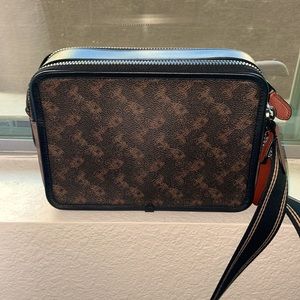 Beautiful Coach Men’s Crossbody bag.